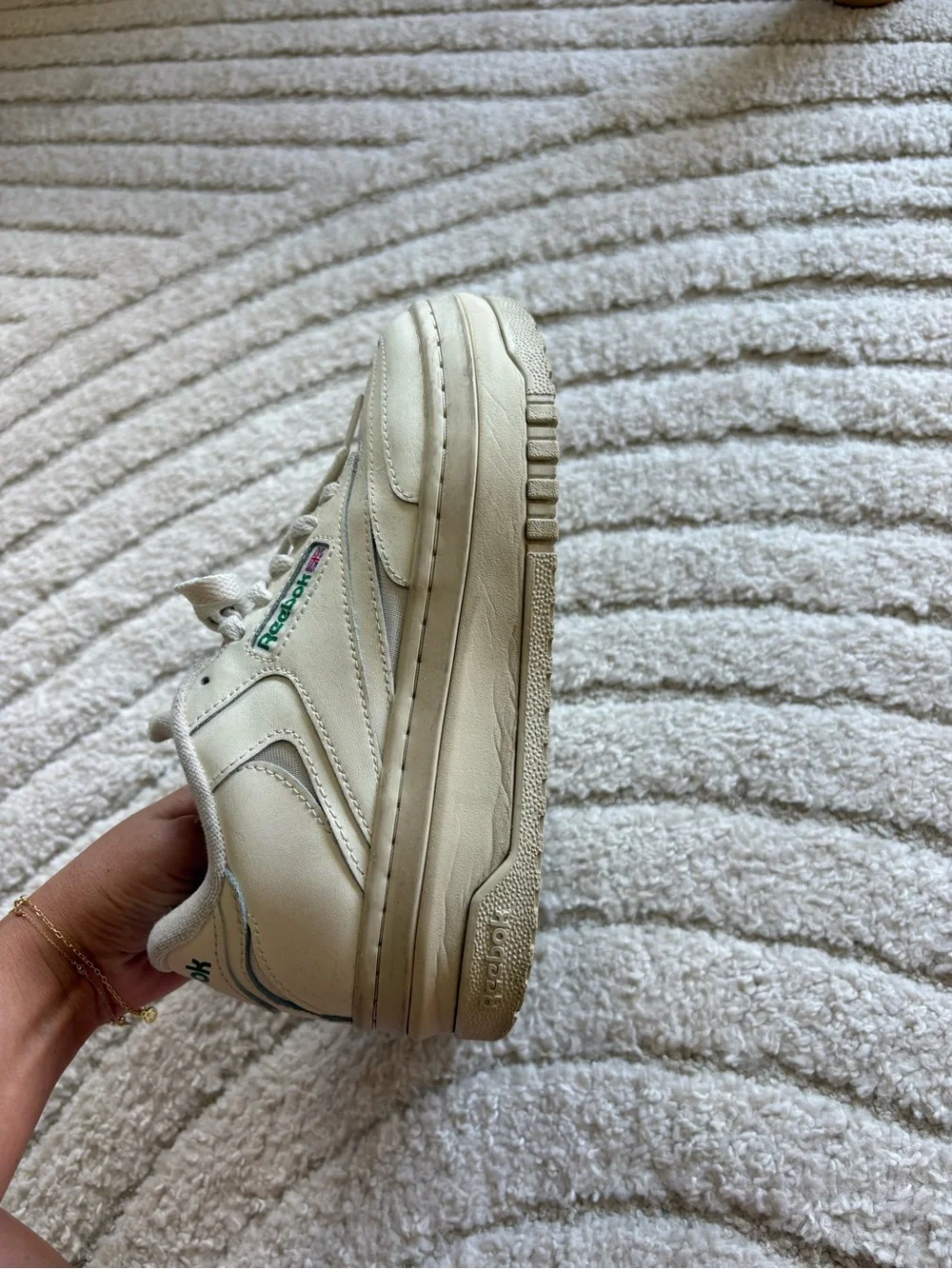 Reebok Classic Platform Leather Shoes in Off-White